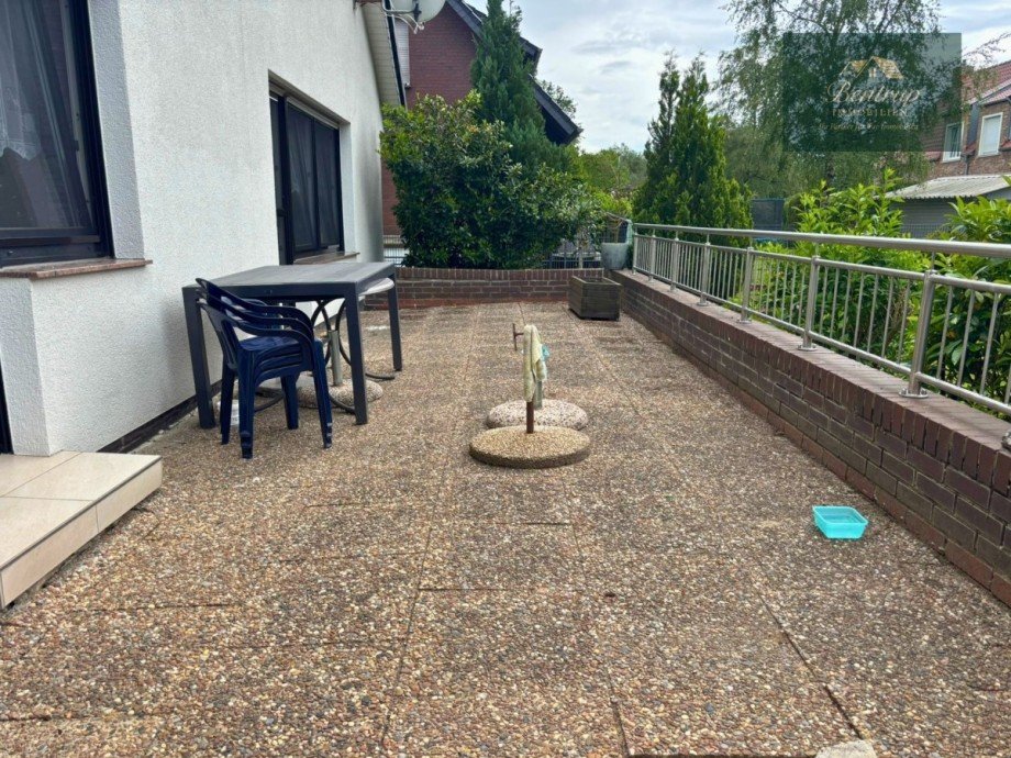 Terrasse im Garten Einfamilienhaus Ostercappeln