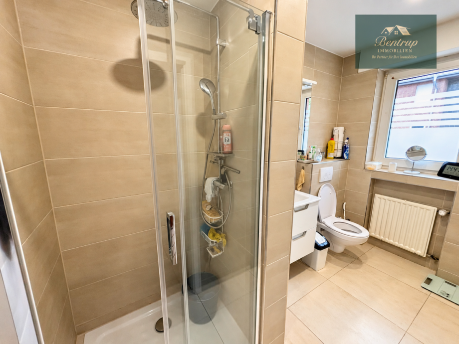 Helles Badezimmer Erdgeschoss Doppelhaush�lfte Selm