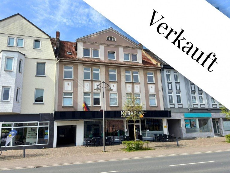  Selm Mehrfamilienhaus Gro�z�giges Mehrfamilienhaus mit Gewerbefl�che in zentraler Lage von Selm