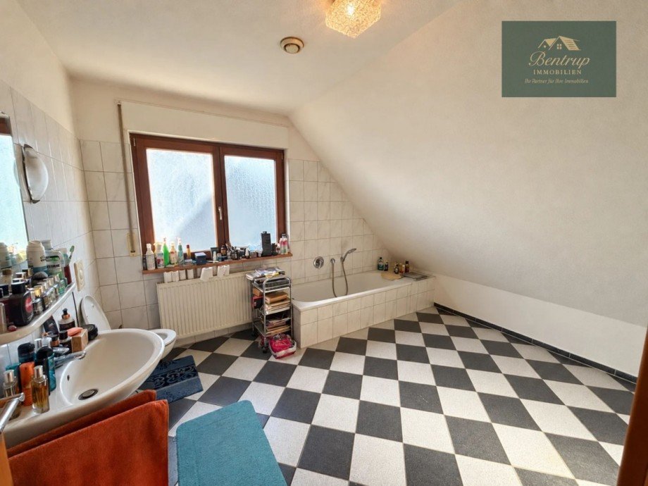Badezimmer 1. OG Einfamilienhaus Laer